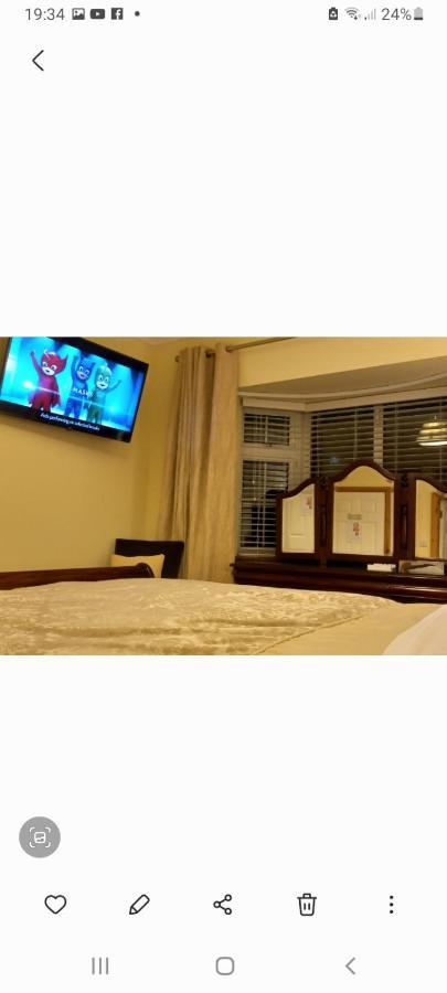 Woodhaven Manor H91Rc9D Hotel Голуей Екстериор снимка