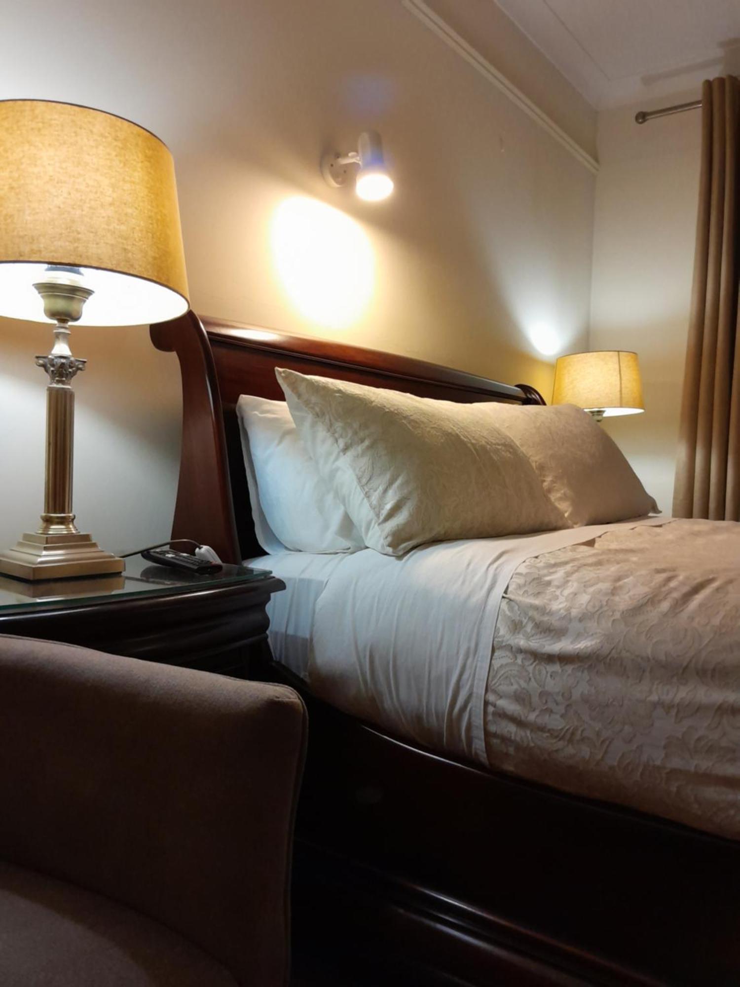 Woodhaven Manor H91Rc9D Hotel Голуей Екстериор снимка