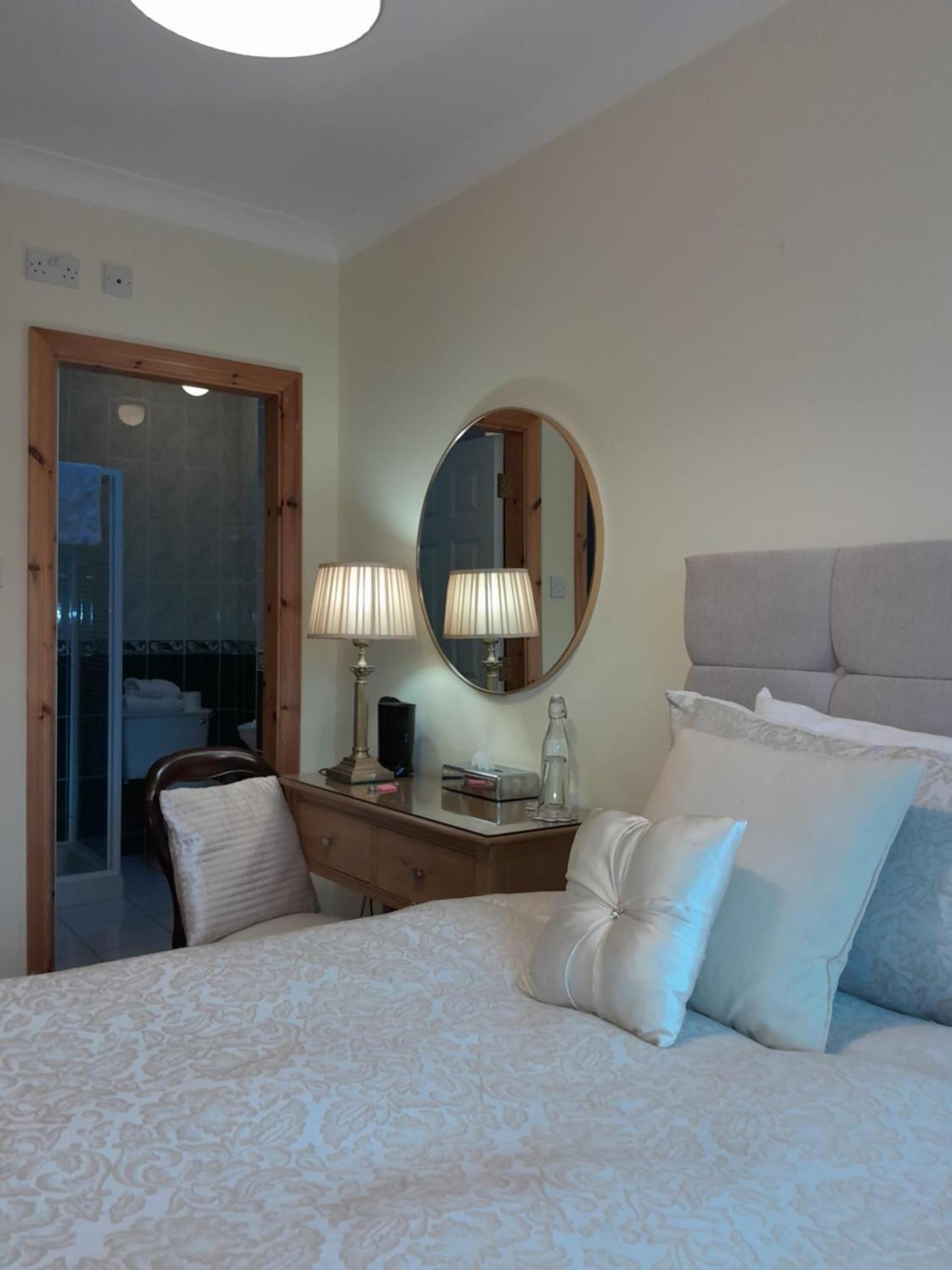 Woodhaven Manor H91Rc9D Hotel Голуей Екстериор снимка